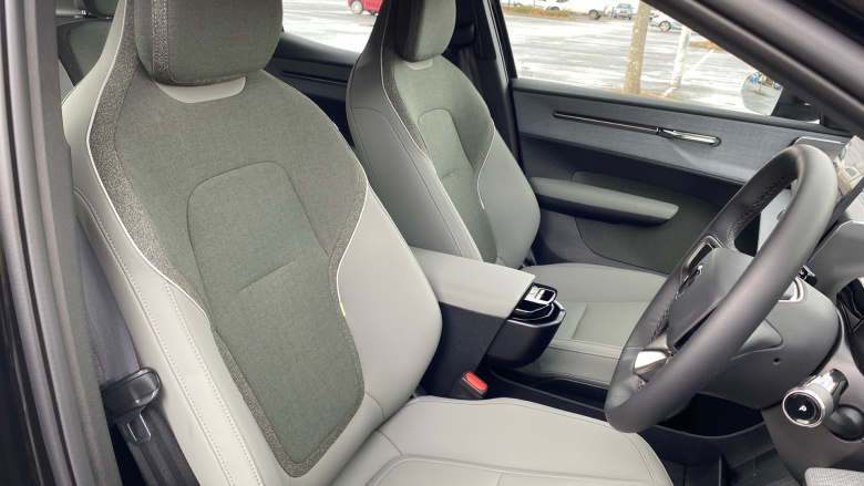 Volvo EX30 200kW Single Motor Plus 51kWh 5dr Auto Electric Estate